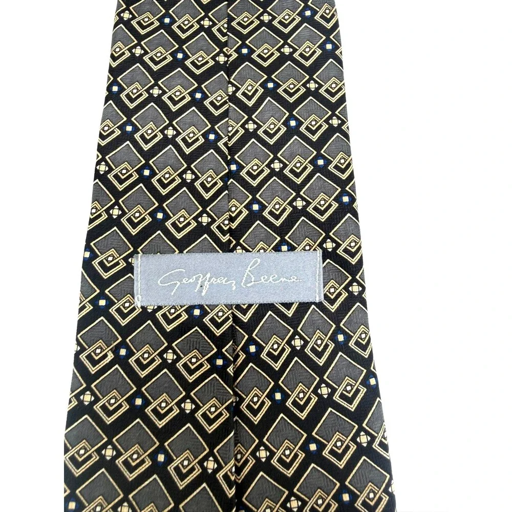 Geoffrey Beene Men's 100% Silk Tie Made in USA Black Grey Gold Geometric